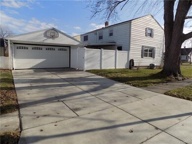Back View with Garage