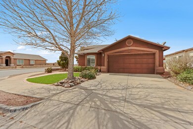 736 Desert Sage Dr, Horizon City, TX 79928 - photo 2