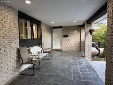 9 Truman Ct, Middletown, NY 10940 - photo 3