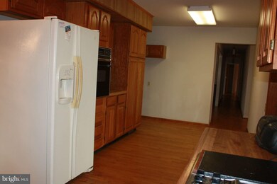 9531 Foxville Rd, Warrenton, VA 20186 - photo 7