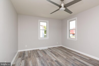 548 Mantua Ave, Paulsboro, NJ 08066 - photo 5