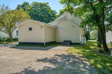 6585 (1)