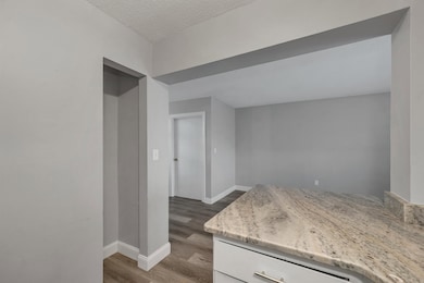 107 Treetop Cir unit 11, Laconia, NH 03246 - photo 7