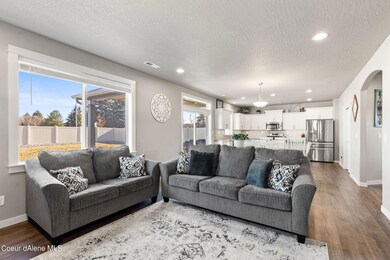 Inside-Spokane-May Ella-6