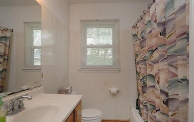 Flamingo Bathroom