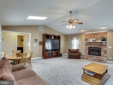 14741 Independent Ln, Manassas, VA 20112 - photo 6