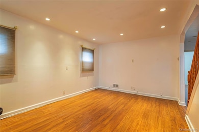 78-36 271st St, Floral Park, NY 11040 - photo 2