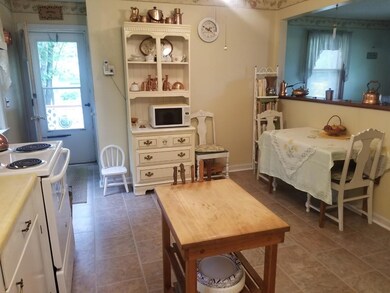 0317 eat in kitchen area