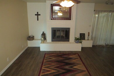 3911 Cynthia Ln, Wichita Falls, TX 76302 - photo 3