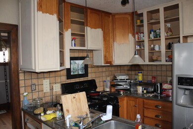 2 - Kitchen
