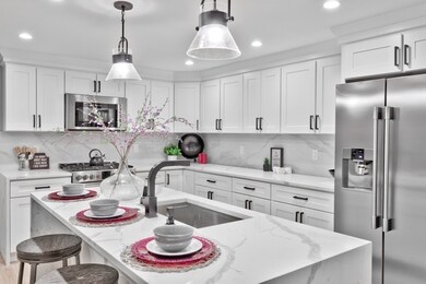 9 Bartley St unit 2, Wakefield, MA 01880 - photo 4