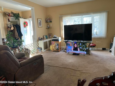 21 Father Capodanno Blvd, Staten Island, NY 10305 - photo 4