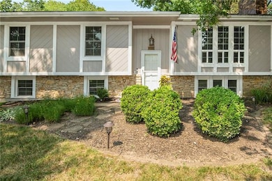 5125 Longview Rd, Shawnee, KS 66218 - photo 3