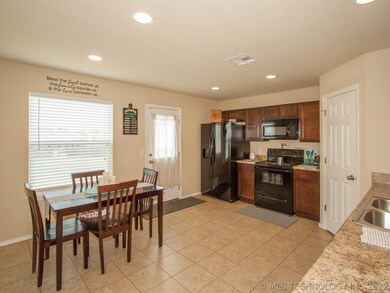 Kitchen with walk-in pantry, tile kitchen & baths,