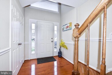 13976 Lightburn Ln, Centreville, VA 20121 - photo 3