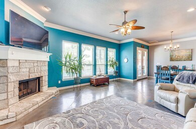 2822 Willow Ridge Cir, Granbury, TX 76049 - photo 3