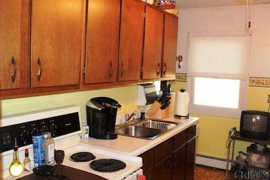 11 Mayhall St, Albany, NY 12205 - photo 6