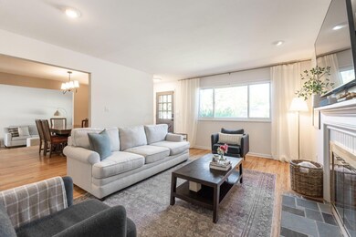 5328 Hedgewood Rd (Interior)-6