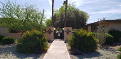 14005 N 111th Ave, Sun City, AZ 85351 - photo 2