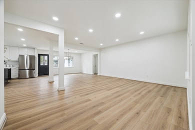 1721 Hollister St, Houston, TX 77055 - photo 5