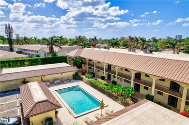 4062 Belair Ln unit 10, Naples, FL 34103 - photo 3