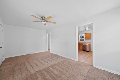 890 Kenton St, Aurora, CO 80010 - photo 3