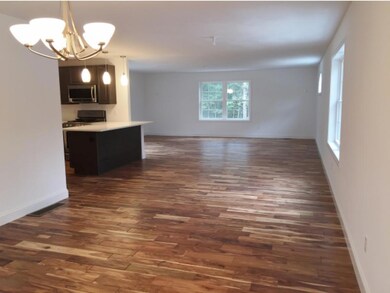 207 Monarch Ave, Goffstown, NH 03045 - photo 5