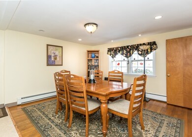 242 Linden St unit A, Waltham, MA 02452 - photo 7