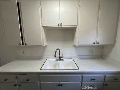 73740 Santa Rosa Way unit C, Palm Desert, CA 92260 - photo 7