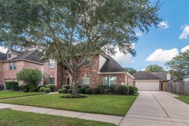 3010 Southern Ln, Pearland, TX 77584 - photo 2