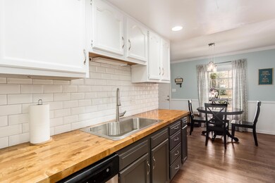 T 2555 Olde Hill Ct S00015