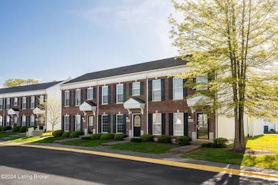 6925 Arbor Creek Dr unit 6, Louisville, KY 40228 - photo 4