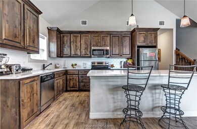 1007 Foster Ave unit AB, College Station, TX 77840 - photo 4