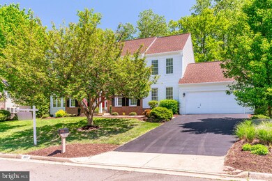 8917 Cross Chase Cir, Lorton, VA 22079 - photo 3