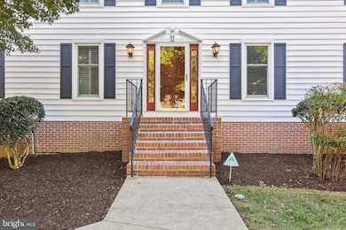 11 N Pointe Dr, Fredericksburg, VA 22405 - photo 3