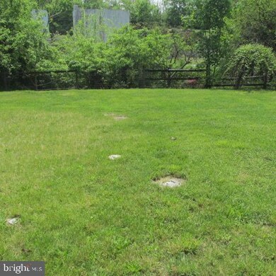 916 S Reading Ave, Boyertown, PA 19512 - photo 4