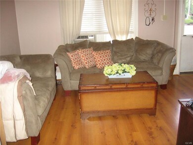 507 W Broad St, Bethlehem, PA 18018 - photo 2