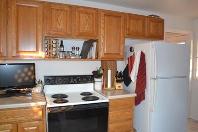 2301 Hillcrest Dr, Duluth, MN 55811 - photo 7