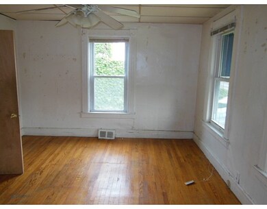 220-222 New Bridge St, West Springfield, MA 01089 - photo 4