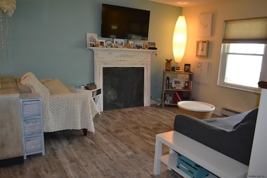 39 Pheasant Ct, Saratoga Springs, NY 12866 - photo 7