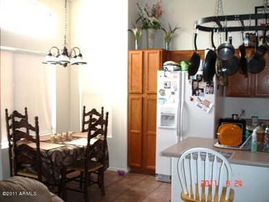 Eat-In Kitchen