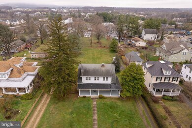 231 W Main St, Purcellville, VA 20132 - photo 3