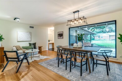 6821 Blessing Dr, Dallas, TX 75214 - photo 5