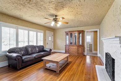 206 E Fairview Dr, Oxford, NC 27565 - photo 3