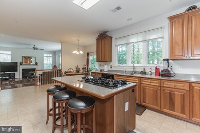 5909 Glenn Dale Rd, Glenn Dale, MD 20769 - photo 5