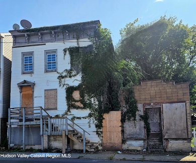 225 1/2 Columbia St, Hudson, NY 12534 - photo 2