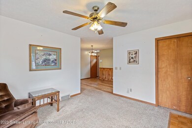 16-web-or-mls-204-n-ottawa-st