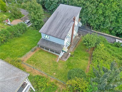 211 Franklin St, Tamaqua, PA 18252 - photo 5