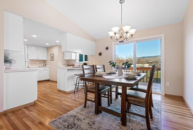 185 E Nevada St, Ashland, OR 97520