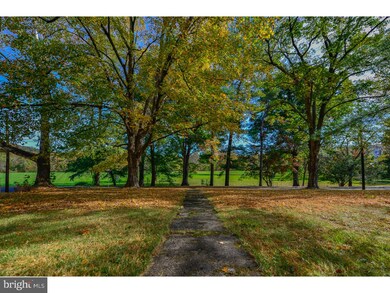 601 Easton Rd, Riegelsville, PA 18077 - photo 2